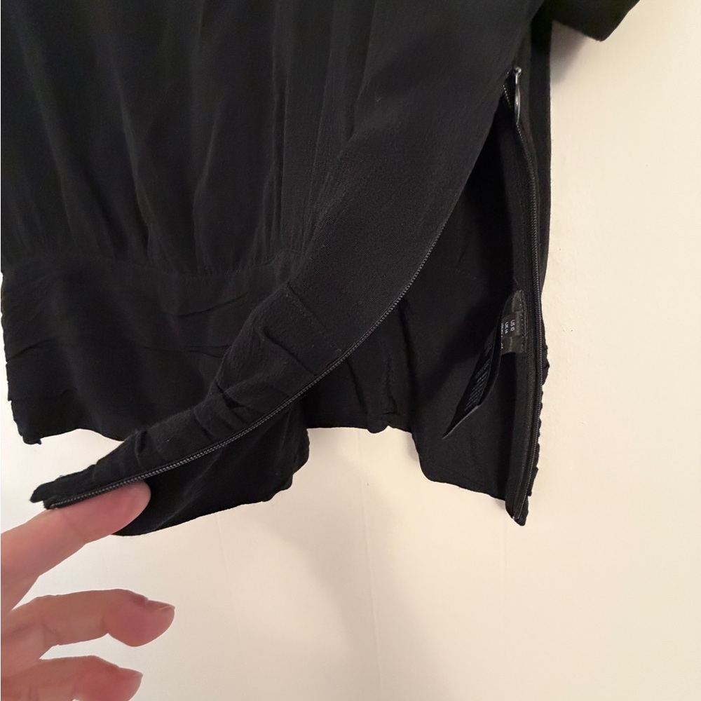 Maeve Anthropologie Blouse Womens 10 Black Excellent Pleated Waist Side Zip Top - Picture 4 of 7